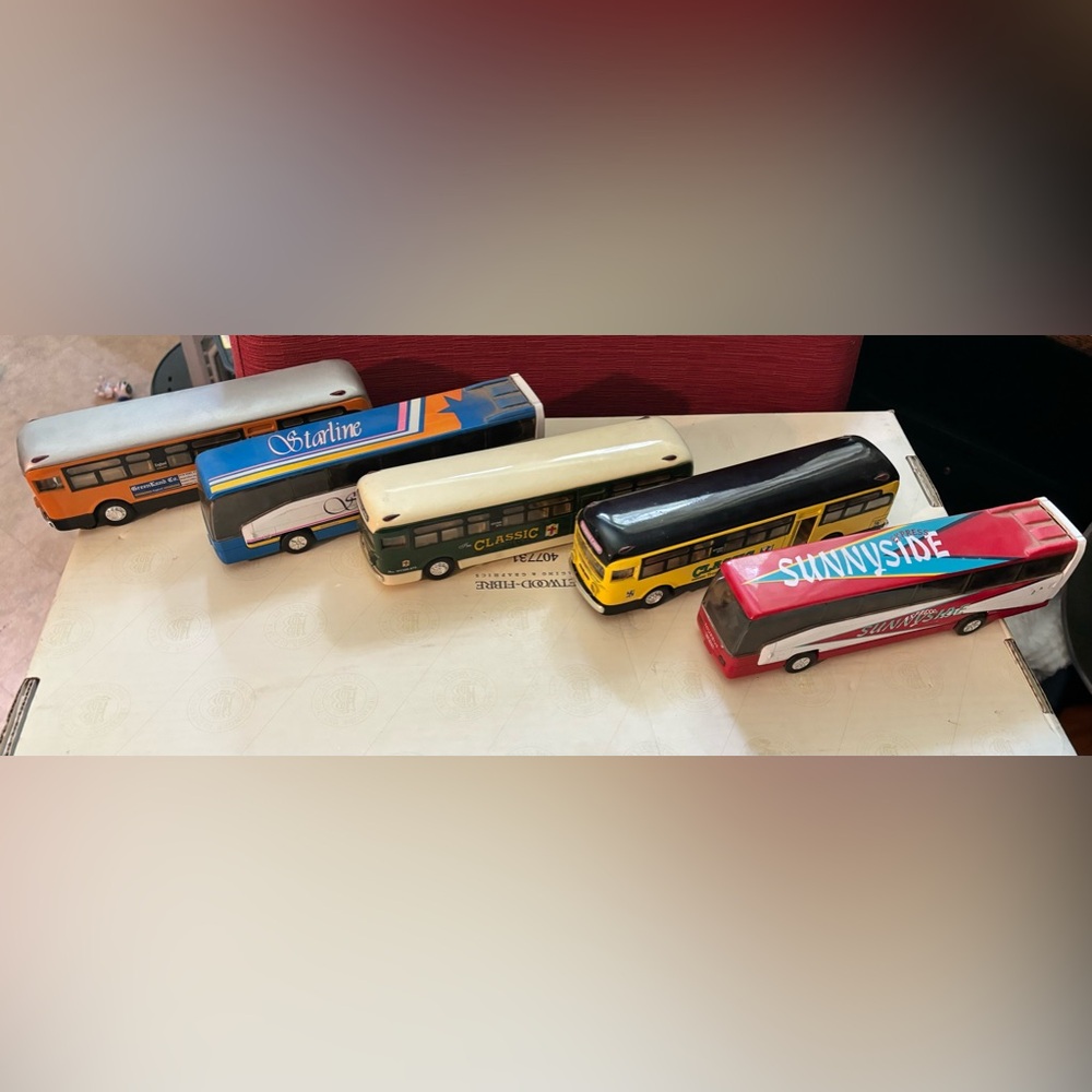 Antique diecast bus set